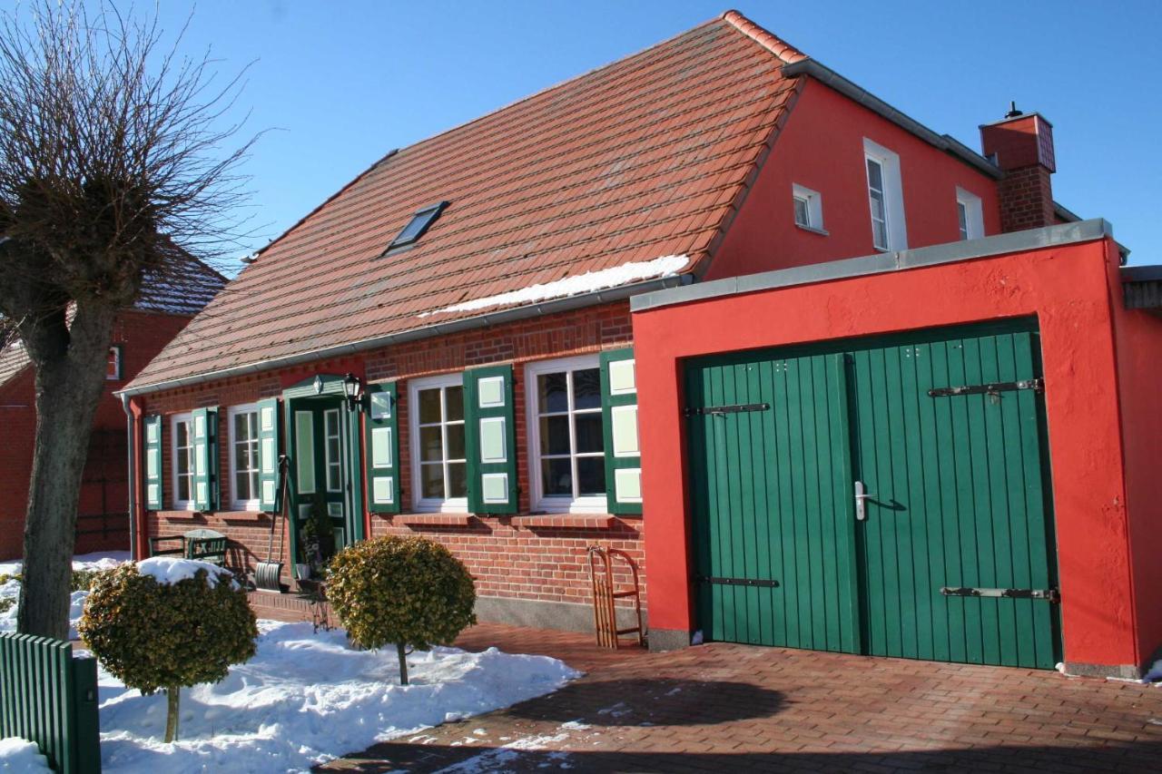Ferienwohnung Leitzsch 欧巴德伍斯图 外观 照片